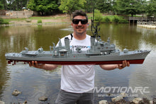 Lade das Bild in den Galerie-Viewer, Bancroft USS Charles Adams 1/100 Scale 1375mm (53.6&quot;) US Guided Missile Destroyer - RTR BNC1061-003
