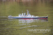 Lade das Bild in den Galerie-Viewer, Bancroft USS North Carolina 1/200 Scale 1100mm (42.9&quot;) US Battleship - RTR BNC1059-003
