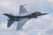 Lade das Bild in den Galerie-Viewer, Freewing F-16 Falcon 64mm EDF Jet V2 - PNP - (OPEN BOX) FJ11112P(OB)
