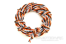 Lade das Bild in den Galerie-Viewer, BenchCraft 26 Gauge Twisted Servo Wire - White/Red/Black (5 Meters) BCT5003-008
