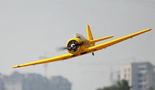 Lade das Bild in den Galerie-Viewer, Freewing AT-6 Texan Yellow 1450mm (57&quot;) Wingspan - PNP FW30311P
