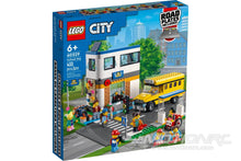 Lade das Bild in den Galerie-Viewer, LEGO City School Day 60329
