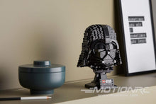 Lade das Bild in den Galerie-Viewer, LEGO Star Wars Darth Vader Helmet 75304
