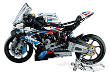 Lade das Bild in den Galerie-Viewer, LEGO Technic BMW M 1000 RR 42130
